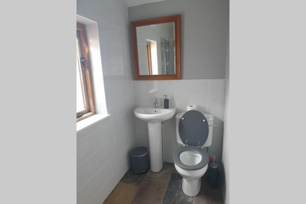 Willow Lodge Abergavenny ภายนอก รูปภาพ