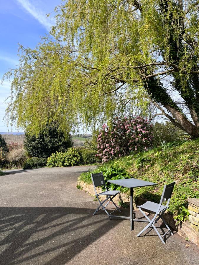 Willow Lodge Abergavenny ภายนอก รูปภาพ